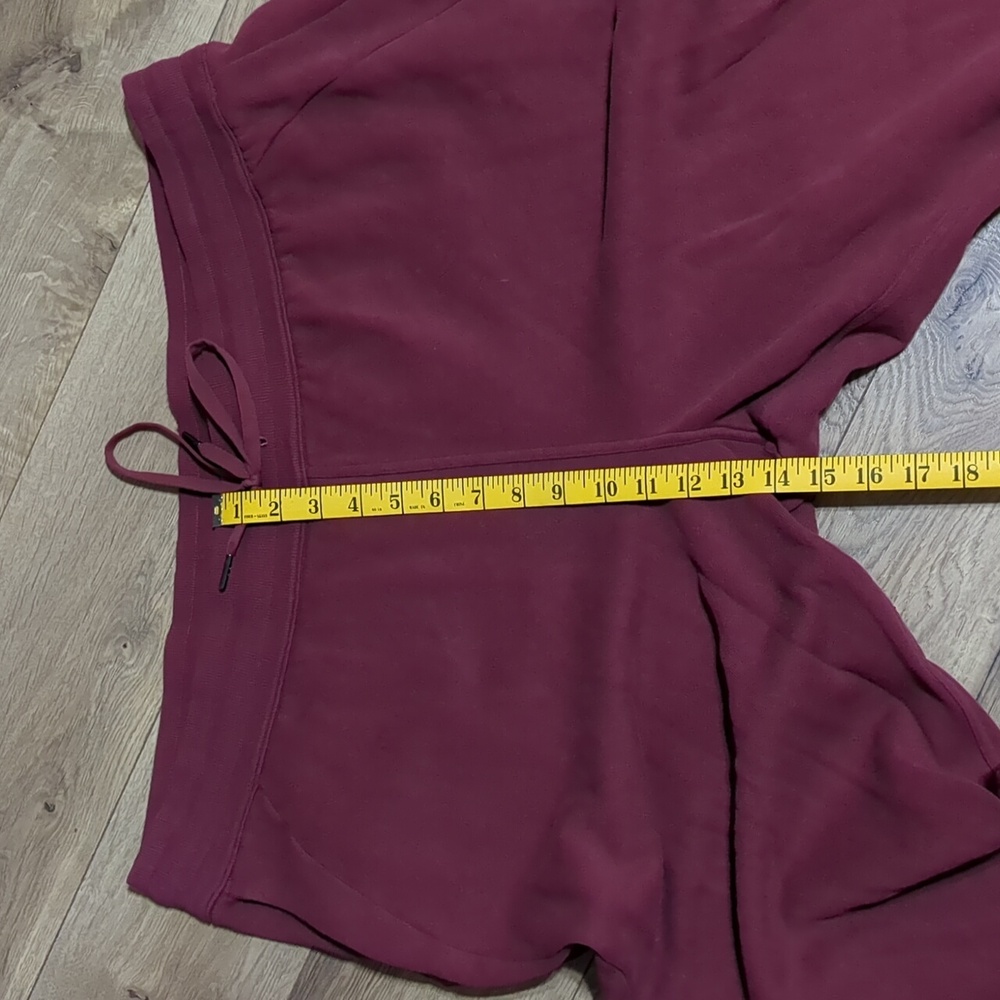 Lululemon Scuba High Rose Wine Red Jogger  Size 20 - Picture 5 of 10